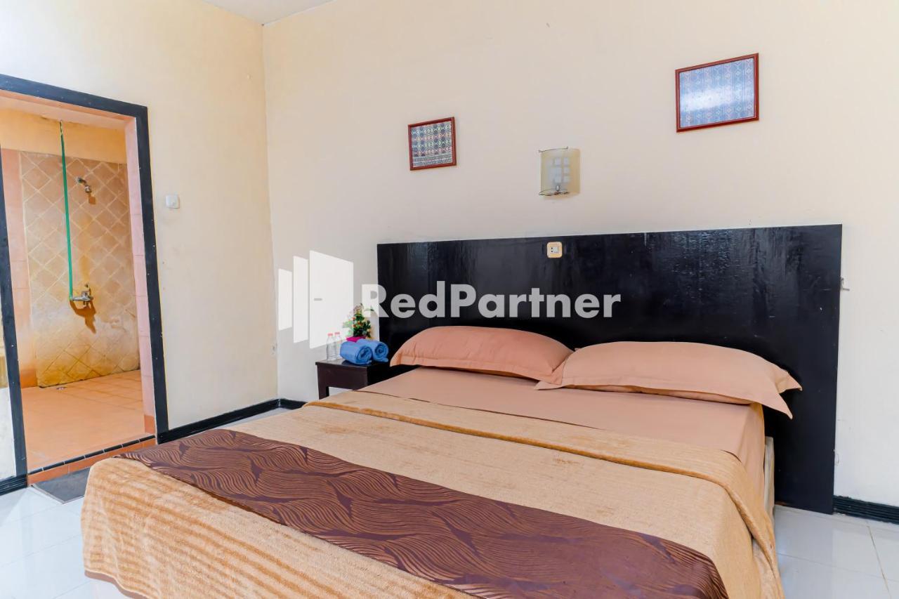 Cherry Pink Hotel Medan Mitra Reddoorz 外观 照片