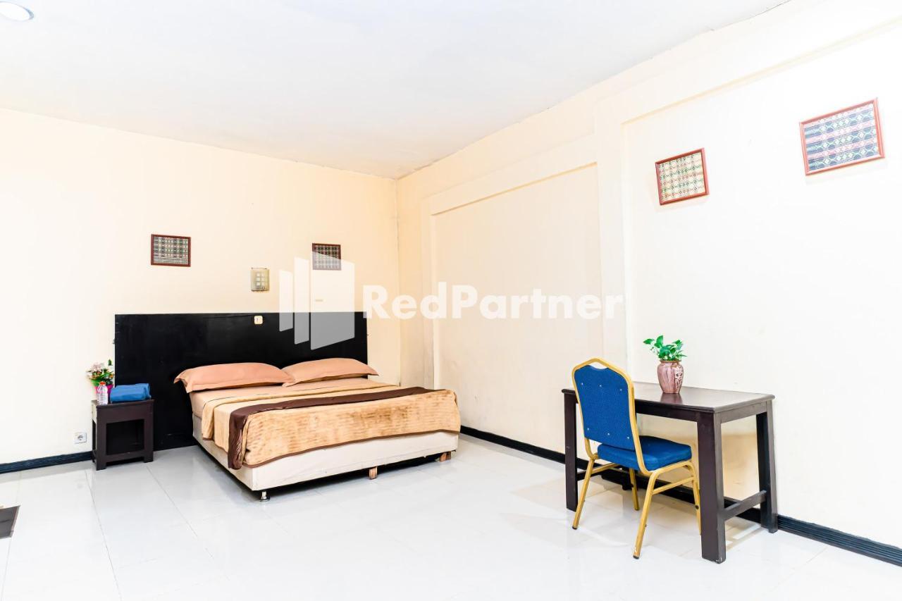 Cherry Pink Hotel Medan Mitra Reddoorz 外观 照片